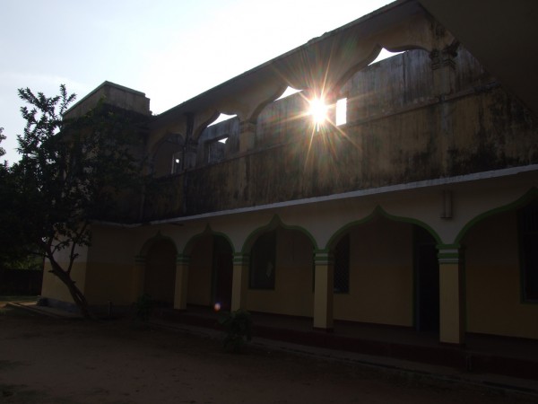 Rays of Sun spread through Osmaniya College in Jaffna-Feb 2011-picture by Dushiyanthini Kanagasabapathipillai