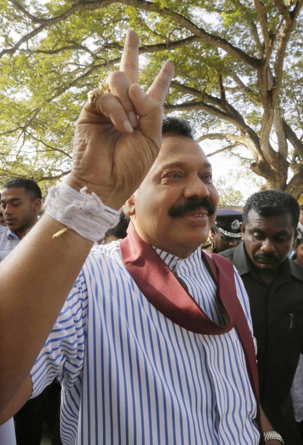 AFter voting on Jan 8~pic: facebook.com/PresidentRajapaksa